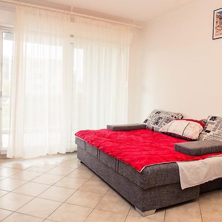 Ferienwohnung Studio Jere Near Sea Split Exterior foto